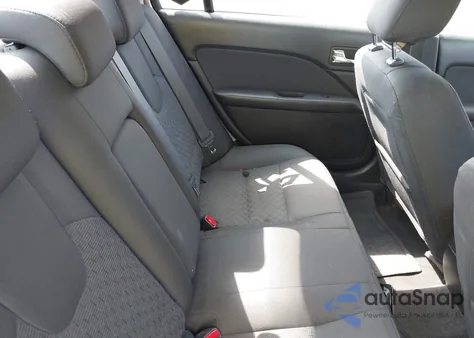 2010 Ford Fusion Se z USA, uszkodzony, nr VIN 3FAHP0HA1AR208438